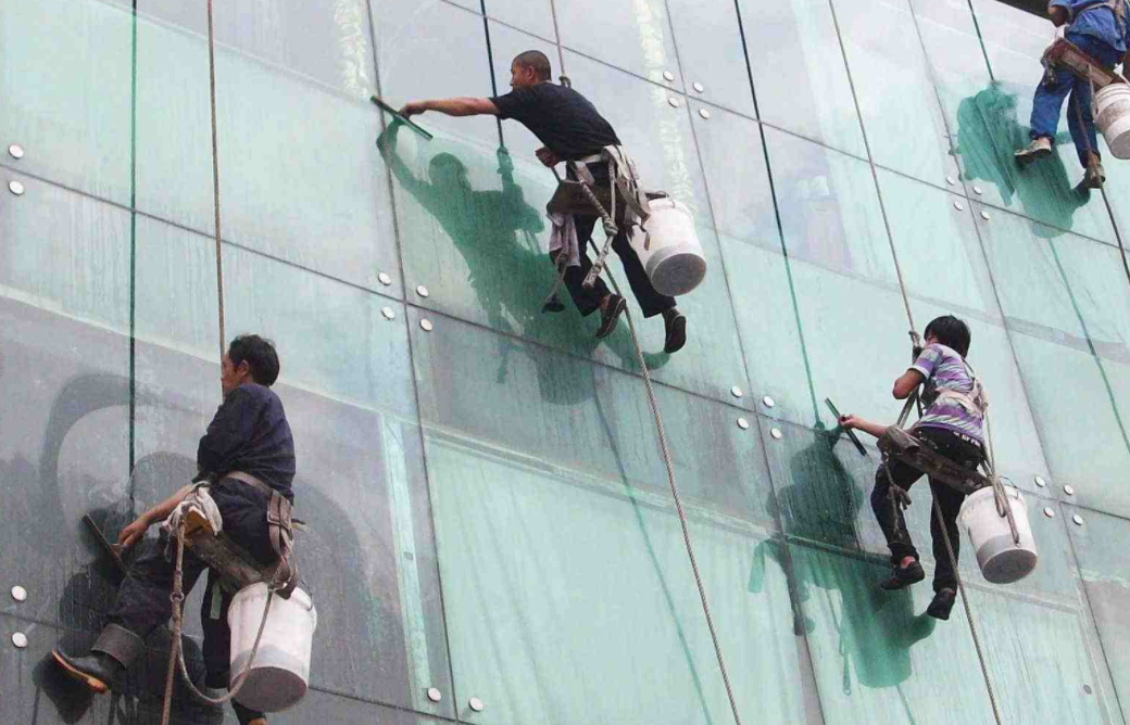 我司承接海潤(rùn)大廈外墻清潔
